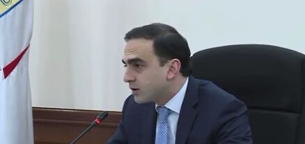 Ինչի՞ պտի բոլորով ավտոբուսի վարորդ փնտրենք, արդեն ընդունած պիտի լինեիք․ Ավինյանը բարկացավ