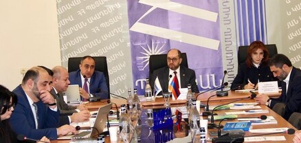 Արայիկ Հարությունյանի գլխավորությամբ տեղի է ունեցել Պետական կառավարման ակադեմիայի խորհրդի նիստը