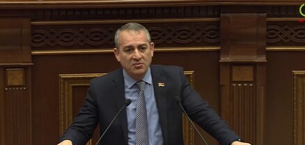 ԼՂ-ում մնացած մեքենաների համար տերերը չպետք է գույքահարկ վճարեն. Արմեն Խաչատրյան