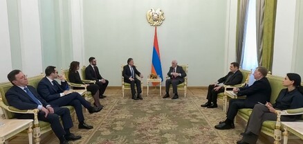 Վահագն Խաչատուրյանին իր հավատարմագրերն է հանձնել Հայաստանում Իտալիայի նորանշանակ դեսպանը