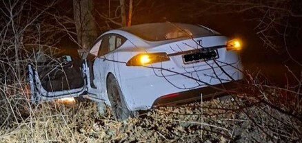 Երևան-Դիլիջան ավտոճանապարհին Tesla-ն դուրս է եկել երթևեկելի հատվածից և սահել դեպի ձորը