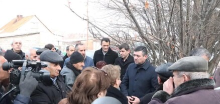 Գյումրիի քաղաքապետի պաշտոնակատարը զբաղված է ապօրինի քարոզարշավով