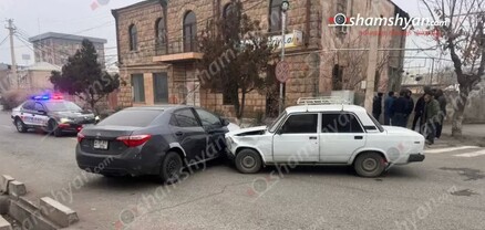 Արտաշատում բախվել են «ՎԱԶ 2107»-ն ու «Toyota Corolla»-ն․ կա վիրավոր․ shamshyan.com