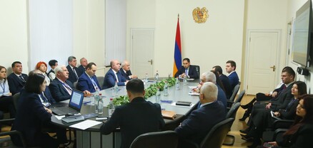 Դավիթ Խուդաթյանն այցելել է Քաղաքացիական ավիացիայի կոմիտե