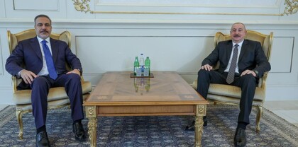 Ադրբեջանում հանդիպել են Իլհամ Ալիևն ու Թուրքիայի ԱԳ նախարարը