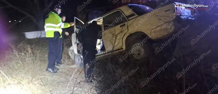 Օխտար գյուղում «ՎԱԶ 2107»-ը հայտնվել է ձորակում․ կա վիրավոր․ shamshyan.com
