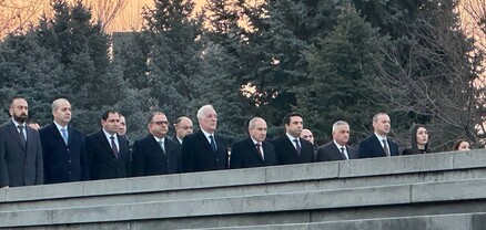 Հայկական բանակի օրը` Եռաբլուրում. ՈւՂԻՂ