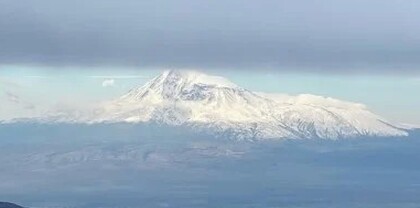 Օդը լավ մաքրվեց, երկնքի կապույտը և լեռները հստակ երևում են. Սուրենյան