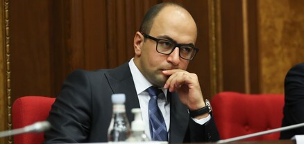 ՔՊ-ական պատգամավորները ԱԺ-ում դեմ են քվեարկել Ցեղասպանությունը դատապարտող հայտարարության առաջարկին