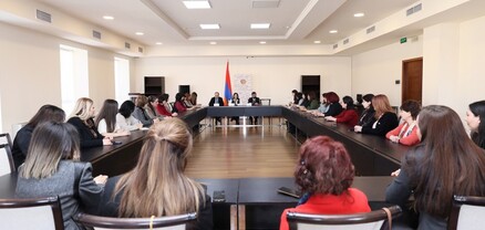 Ժաննա Անդրեասյանը հանդիպել է կին գիտնականներին