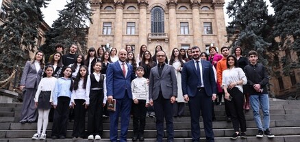 Խորհրդարանում նշվել է Գիրք նվիրելու օրը