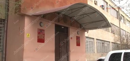 Քաղաքացին իր մոտ պահվող մի ամբողջ զինանոց ինքնակամ հանձնել է ոստիկաններին. shamshyan.com