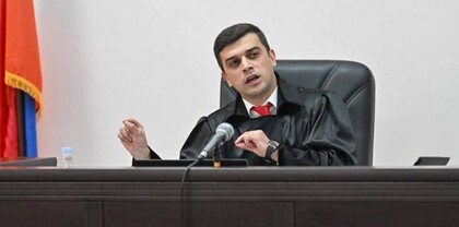 «Վնգստացող» բառից չվիրավորված դատավորը խոցվում է «կռուտիտ» բառից․ Հրապարակ