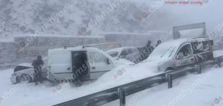 Մաստարա-Լանջիկ ճանապարհին բախվել են մոտ 10 ավտոմեքենա. ճանապարհը փակ է. shamshyan.com