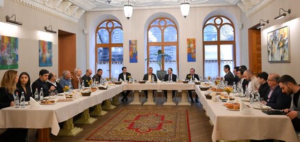 Մխիթար Հայրապետյանը հանդիպել է ՏՀՏ գործատուների միության հետ