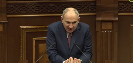 Մի հատը սառնարանի ոտի տակից ենք հանում, մի հատը կանդիցիաների միջից ենք հանում. Փաշինյան