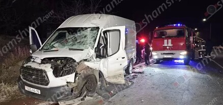 Արագածոտնի մարզում բախվել են Ford Transit-ն ու Kamaz բեռնատարը. կա վիրավոր. shamshyan.com