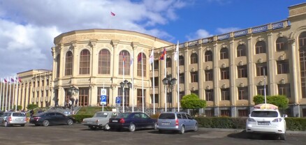 Գյումրիի քաղաքապետի թեկնածուների ճոխ և իրար նման կարգախոսները