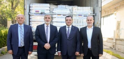 Սիրիայում ՀՀ դեսպանը Հալեպի փոխնահանգապետին է հանձնել Հայաստանից ուղարկված մարդասիրական օգնությունը