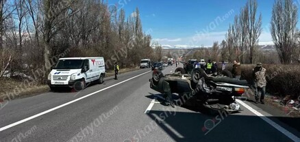 Կոտայքում բախվել են «Ford Transit»-ն ու «ՎԱԶ 2107»-ը. վերջինը շրջվել է. կա վիրավոր. shamshyan.com