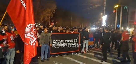Ֆուտբոլասերների երթը շարունակվում է. նրանք պահանջում են Արմեն Մելիքբեկյանի հրաժարականը