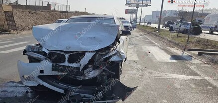 Երևանում՝ «Կարմիր խաչ»-ի մոտ, բախվել են «BMW»-ն ու «Opel»-ը. վերջինը կոտրել է 2 ծառ. կան վիրավորներ. shamshyan.com