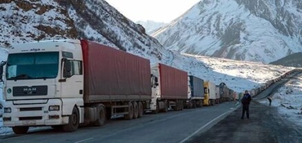 Վերին Լարսի անցակետում հարյուրավոր բեռնատարներ են կուտակվել