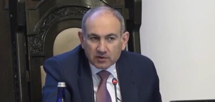 Մարդկանց մենակ հետաքրքիր ա՝ վարչապետն ինչ ժամ ա կապել, ով որտեղից ա գողացել, քանի անդամանդ կա մեջը