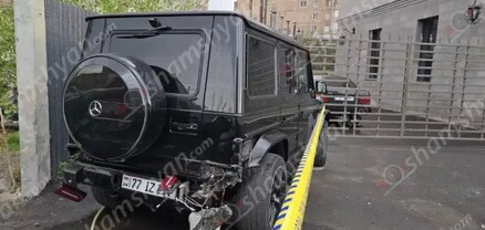 Ավտովթար՝ Երևանում. Nissan March-ը բախվել է կայանված «յաշիկ»-ին և Dodge-ին. կա վիրավոր. shamshyan.com