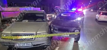Մասիսում բախվել են «Mercedes»-ը ու «ՎԱԶ 2104»-ը․ կա վիրավոր․ shamshyan.com