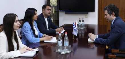 ՄԻՊ-ն և Հունաստանի դեսպանը քննարկել են Արցախից բռնի տեղահանվածների իրավունքների հարցը