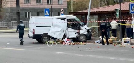 Վթարից վնասվածքներ ստացածներից 1-ն անչափահաս է, 1 հոգի էլ մահացել է. նոր մանրամասներ Գյումրիում տեղի ունեցած վթարից