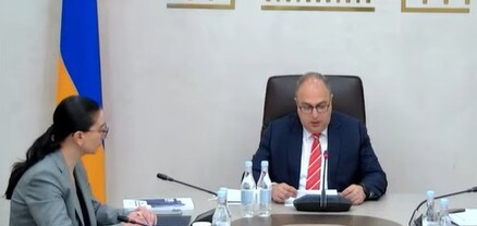Գլխավոր դատախազն ԱԺ-ում է․ պետական-իրավական հարցերի մշտական հանձնաժողովի նիստ․ ՈւՂԻՂ