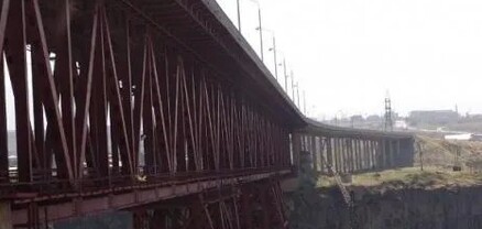 Արտակարգ դեպք՝ Կոտայքի մարզում. 35-ամյա տղամարդն անցել էր կամրջի վտանգավոր եզրագիծն ու սպառնում էր ցած նետվել. shamshyan.com