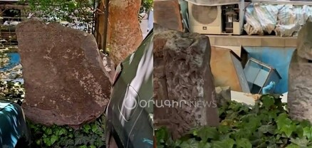 «Պառկովկի քար» ծառայող 2800-ամյա սեպագիրը տեղափոխվել է պատմության թանգարանի բակի մեկ այլ հատված