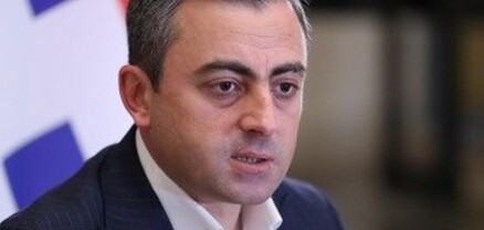 ԱԱԾ դիմակավորված անձինք խուզարկություն են իրականացնում «Հայաստան» խմբակցության պատգամավորի տանը