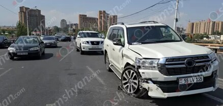 Երևանում՝ Դավթաշենի կամրջի վրա, բախվել են Toyota-ն և Honda-ն․ shamshyan.com