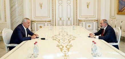 Շառաչուն ապտակ Ստոկհոլմից