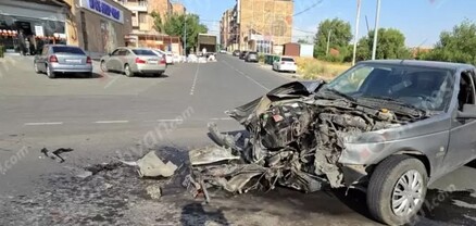 Խոշոր ավտովթար՝ Կոտայքի մարզում․ բախվել են «Iran Khodro»-ն և «Mazda»-ն․ վերջինը հայտնվել է երթևեկելի գոտուց դուրս