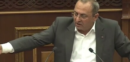 Միայն հանձնարարություններ կատարող անձը հակաօրինական բան է վերագրում ինձ․ Արծվիկ Մինասյան