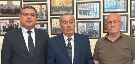 ՆԳ նախարարի տեղակալը պարգև է հանձնել ՆԳ նախկին նախարար Կառլոս Ղազարյանին