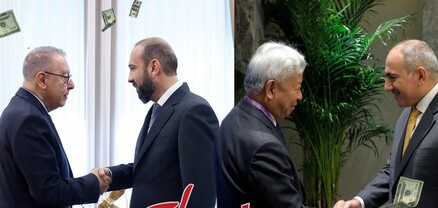 Թուրք գործընկերը՝ Միրզոյանին, չինացի գործընկերը Փաշինյանին տվել են նվերներ․ Ժողովուրդ