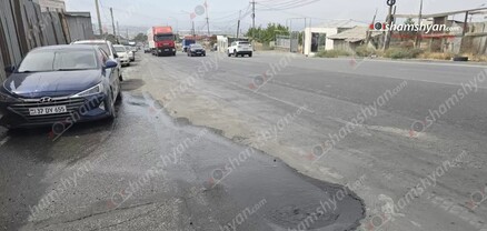 Դավիթ Բեկ փողոցում խմելու ջուրը մի քանի օր է՝ անխնա հոսում. shamshyan.com