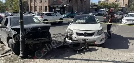 Ավտովթար-վրաերթ՝ Երևանում․ մեքենաների բախման արդյունքում 3 քաղաքացի վրաերթի է ենթարկվել