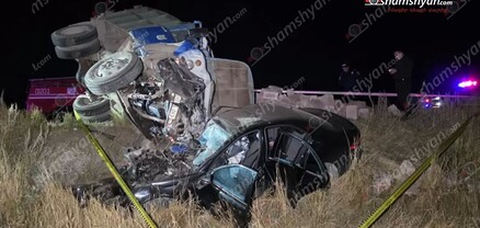 Արագածոտնի մարզում բախվել են «Mercedes»-ն ու «ԶԻԼ»-ը. կա 2 զոհ, 1 վիրավոր. shamshyan.com