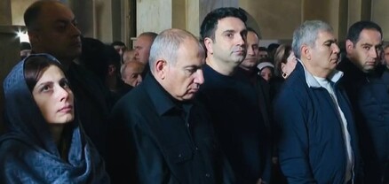 Փաշինյանը Արարատ գյուղի Սբ․ Հակոբ եկեղեցում պատարագի է մասնակցում