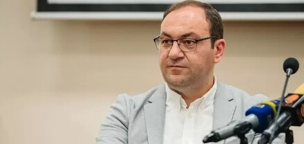 Արշակ սրբազանն իրավունք ուներ պարզաբանումներ տալու փորձագետին, որի հնարավորությունից քննիչը զրկել է. փաստաբան