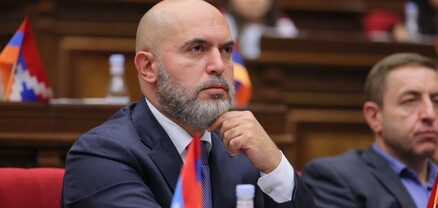 Իրականում ո՛չ «անկլավները», ո՛չ էլ դեօկուպացիան կապ չունեն «էշ մի սատկիր՝ գարուն կգա» լոգիկայով իրականացվելիք դելիմիտացիայի հետ