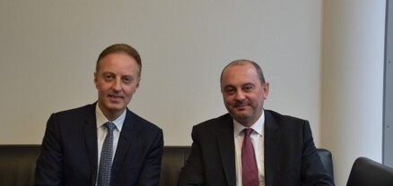 Դեսպան Ենգիբարյանն ու Բունդեսթագի ԱՀ հանձնաժողովի անդամը քննարկել են իրավիճակը Հարավային Կովկասում