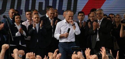 Քաղաքական էլիտան քեֆ–ուրախությունների մեջ է. Հրապարակ